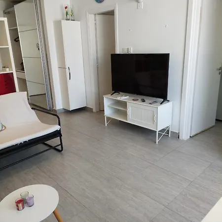 Cozy Centre 아파트 아이아 나파